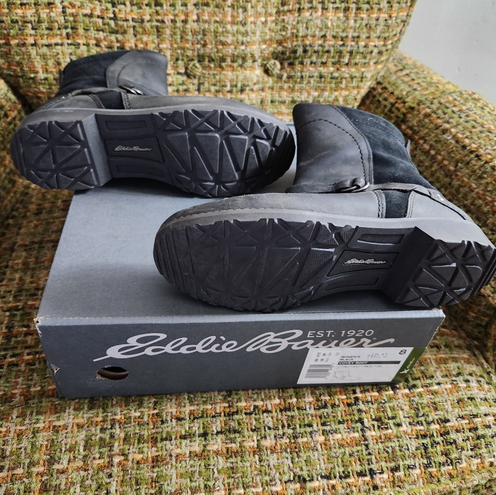 Boots - Picture 3 of 4